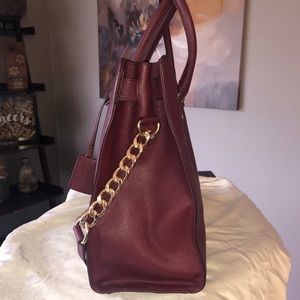 MICHAEL Michael Kors Bags - Burgundy Michael Kors Hamilton MICHAEL Michael Kors Bags - Burgundy Michael Kors Hamilton